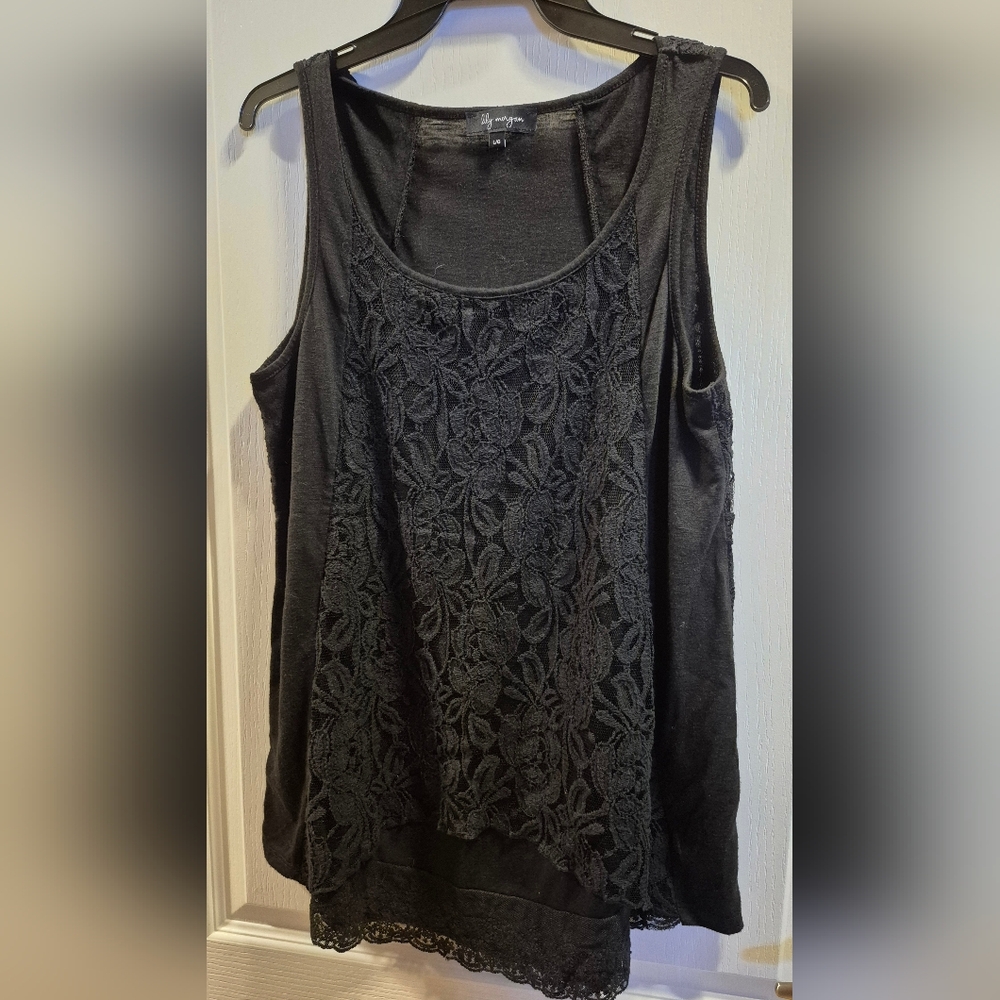 Chic Black Lace Tank Top
